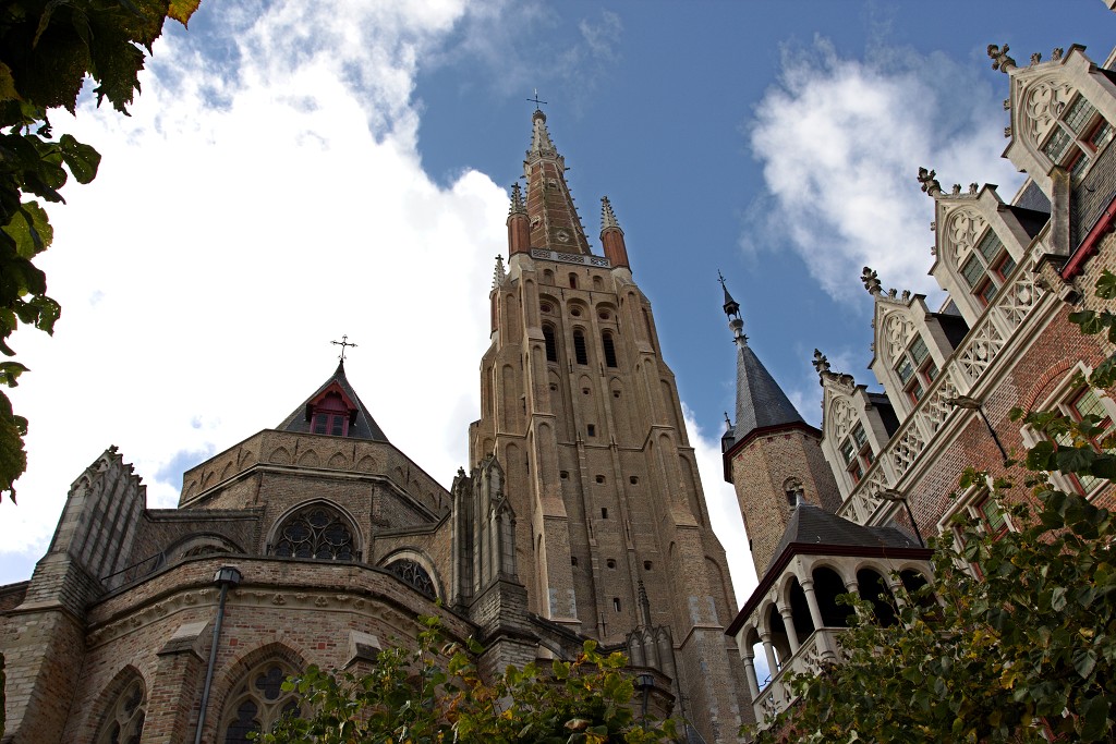 brugge belgie hdr UNESCO Werelderfgoedstad begijnhof Sint-Salvatorskathedraal Onze-Lieve-Vrouwkerk frietmuseum